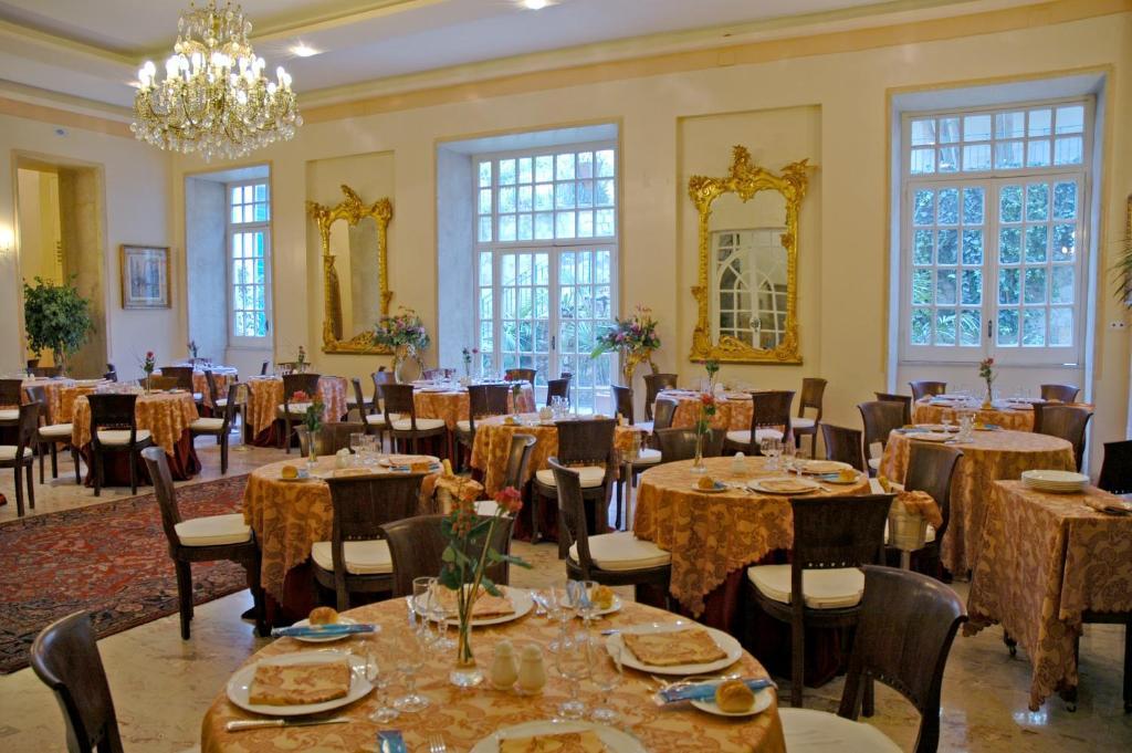 Grand Hotel Delle Terme テルミニ・イメレーゼ エクステリア 写真